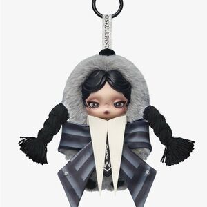 Skullpanda Wednesday nevermore Academy in uniform / 100% authentic from Pop Mart